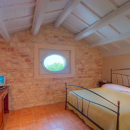 Lantgård Casa Rossi Di Paolo Rossi